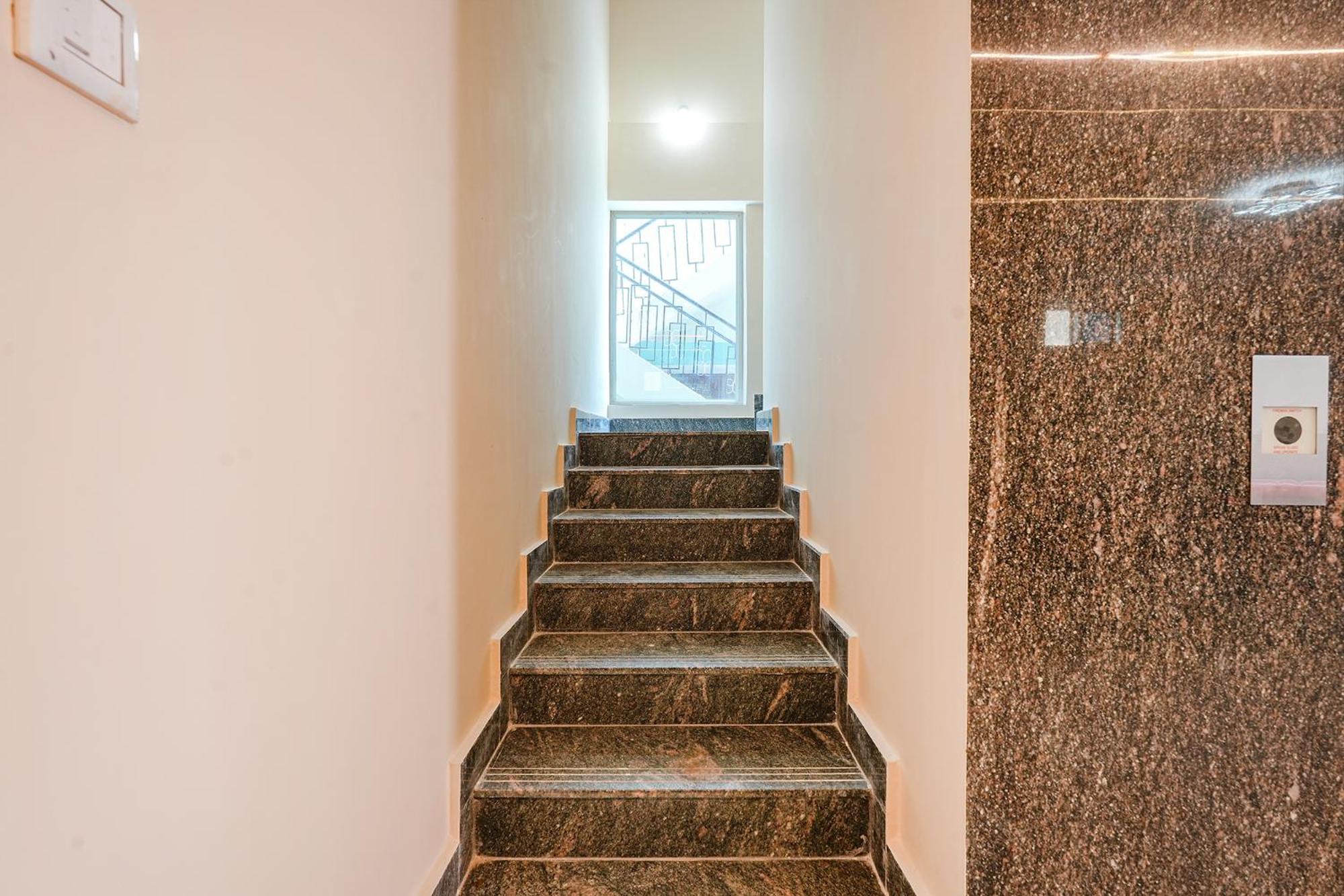 Fabhotel Crystal Suites Bangalore Ngoại thất bức ảnh